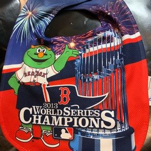 Boston Red Sox 2013 Velcro Baby Bib Champions!